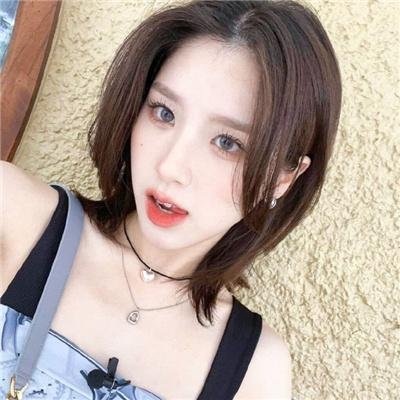 明天,我会成为谁的女友